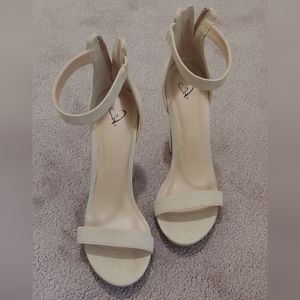 NWT Nude Heel Sandals 6.5